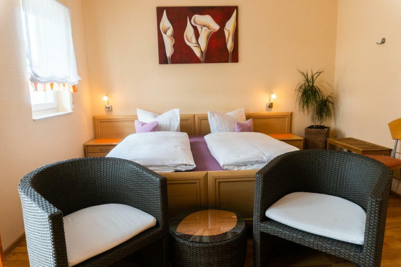 Pension Haas-Hotel Am Turm ロットヴァイル エクステリア 写真